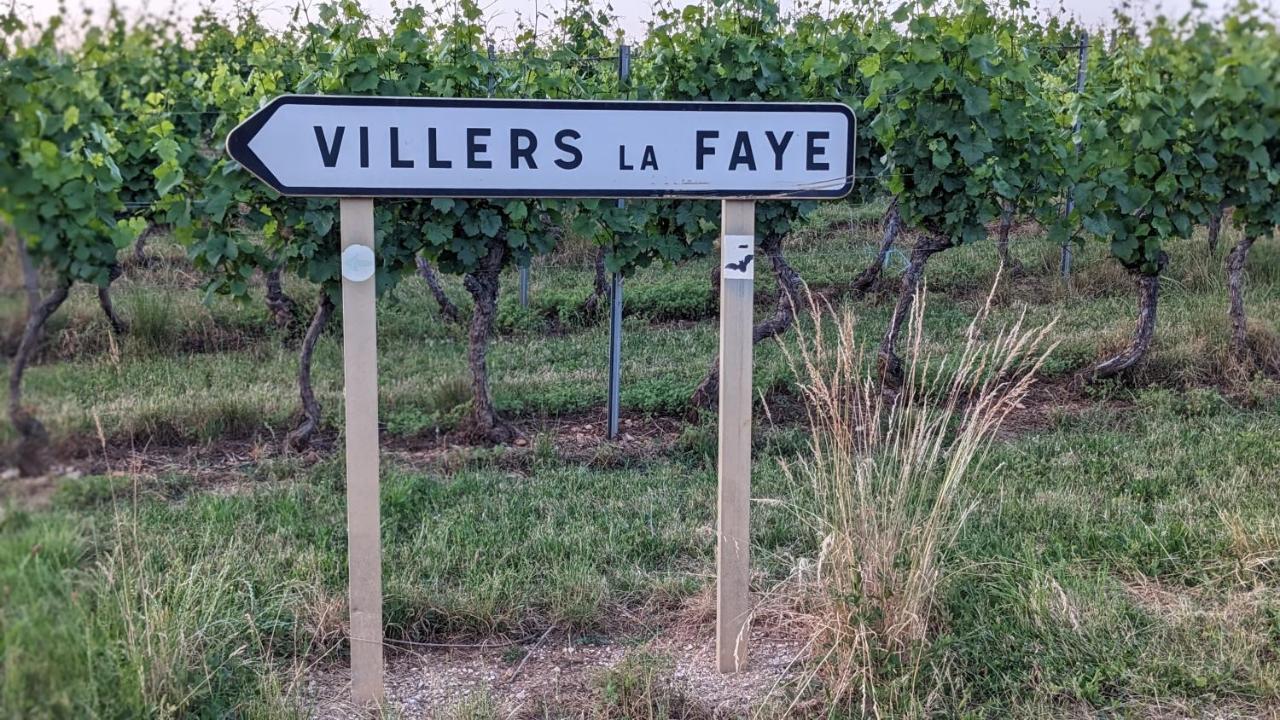 Les Gites De Cour Remond Villers-la-Faye Exterior foto